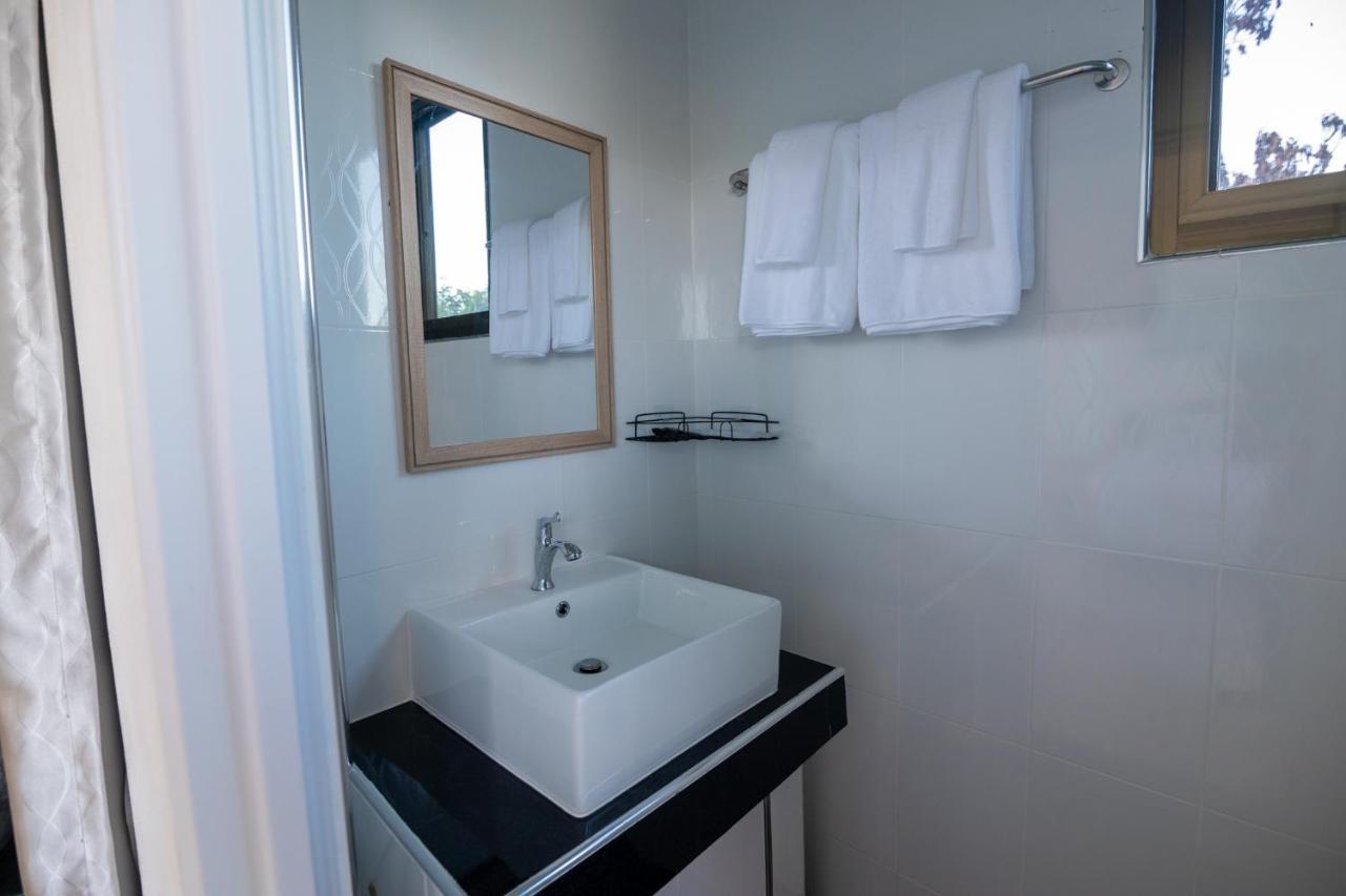 Ban Pha Mi Oasis Phamee B&B 외부 사진