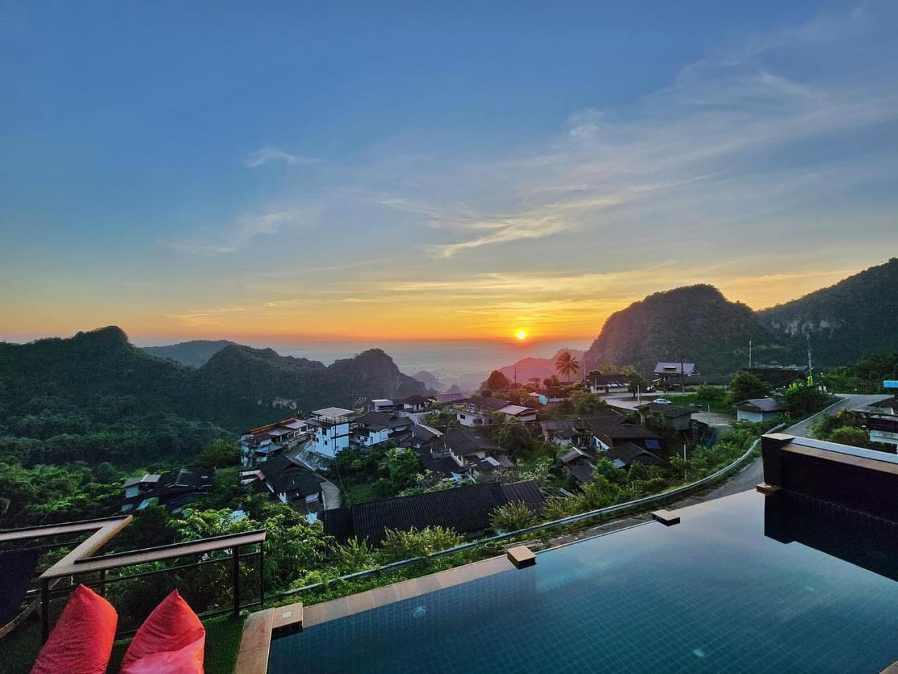 Ban Pha Mi Oasis Phamee B&B 외부 사진